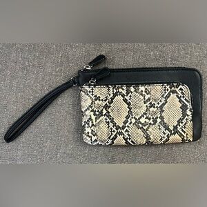 NINE WEST Black and Cream Snakeskin Clutch/Wristlet